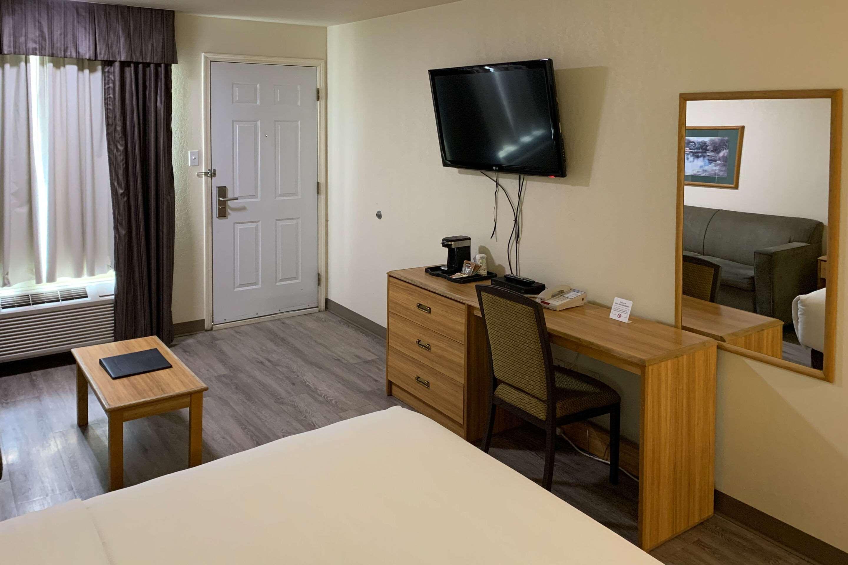 Rodeway Inn Kingston Springs Extérieur photo